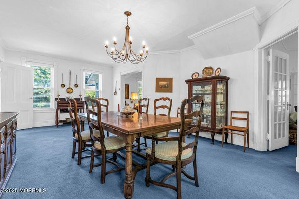 Chandelier, Dining room, Interior