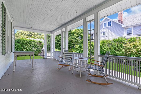 Exterior, Interior, Sun Room