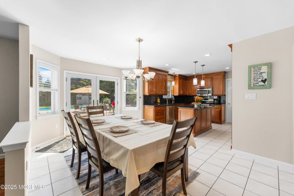 Dining room, Interior, Kitchen, Pendant Lights, Recessed Lighting