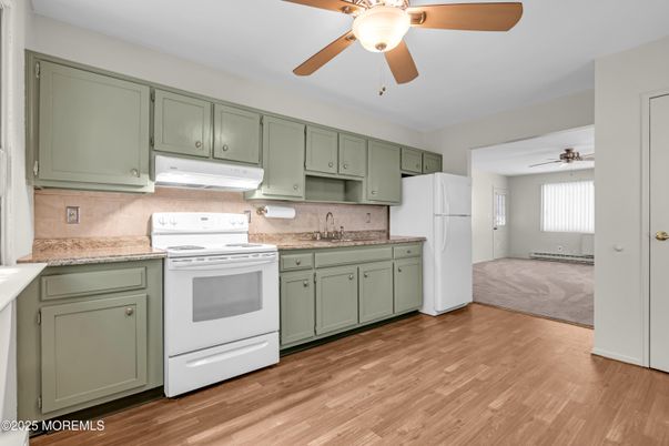 Interior, Kitchen, Wood Texture Flooring
