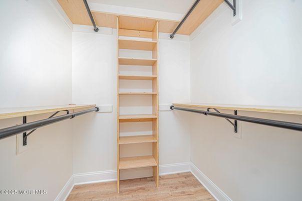 Interior, Walk-in Closets, Wood Texture Flooring