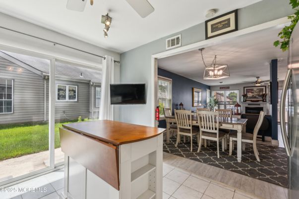 Dining room, Interior, Wood Texture Flooring