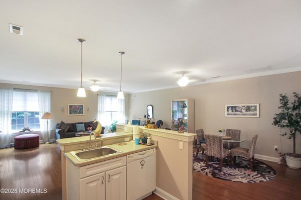 Dining room, Interior, Kitchen, Living room, Pendant Lights, Wood Texture Flooring
