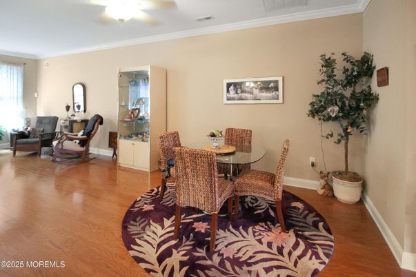 Dining room, Interior, Wood Texture Flooring