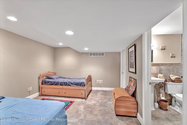Bathroom, Interior, Recessed Lighting