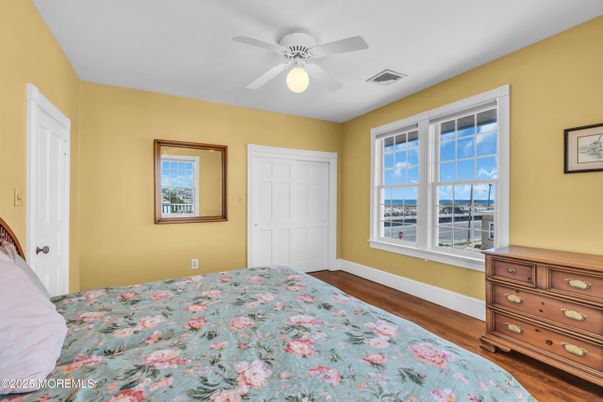 Bedroom, Interior, Water, Wood Texture Flooring