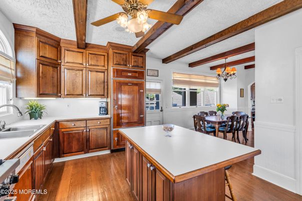 Dining room, Interior, Kitchen, Pendant Lights, Wooden Beams, Wood Texture Flooring