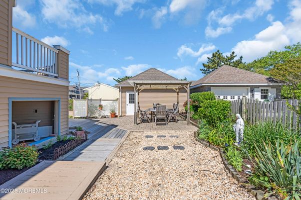 Backyard, Detached Garage, Exterior