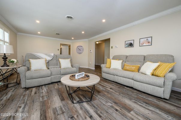 Interior, Living room, Recessed Lighting, Wood Texture Flooring