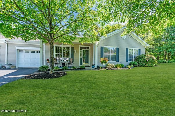 Attached, Backyard, Exterior, Facade, Ranch