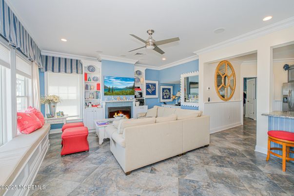 Fireplace, Interior, Living room, Recessed Lighting