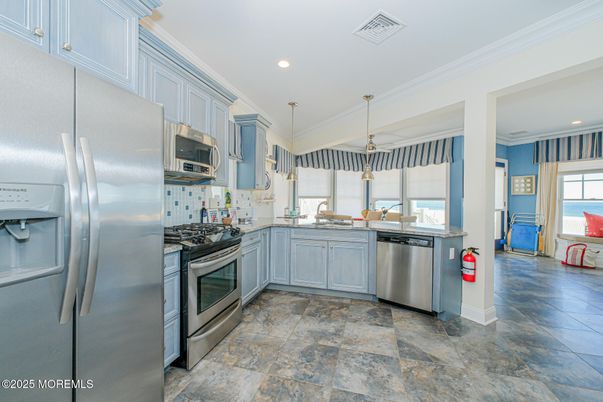 Interior, Kitchen, Pendant Lights, Recessed Lighting, Stainless Steel Appliances