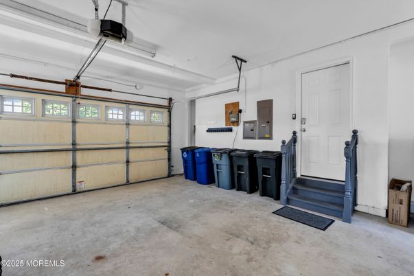 Garage, Interior