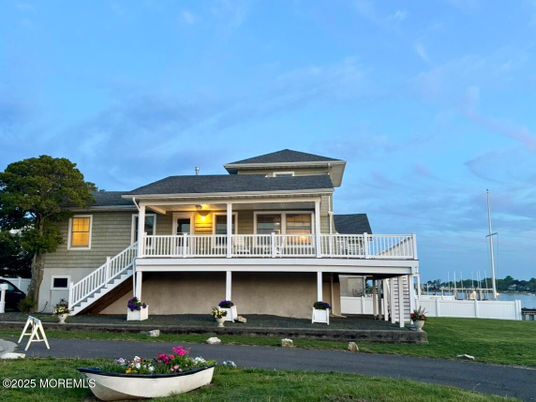 Exterior, Water