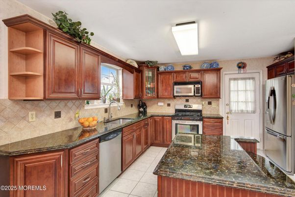 Interior, Kitchen, Stainless Steel Appliances