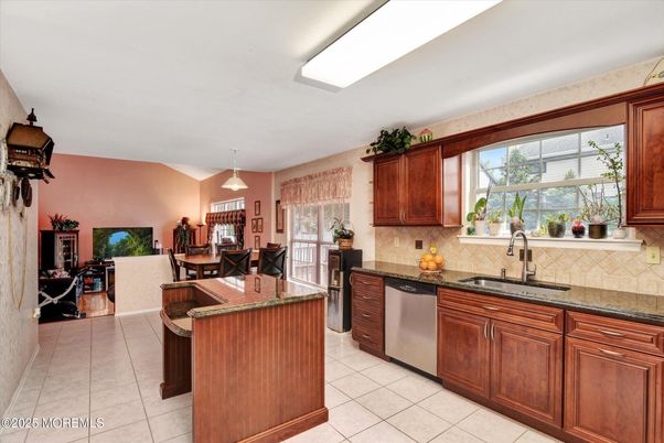 Dining room, Interior, Kitchen, Pendant Lights