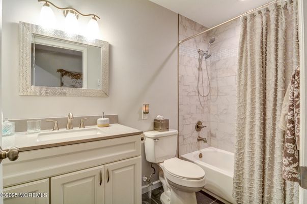 Bathroom, Interior, Marble Walls