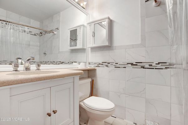 Bathroom, Interior, Marble Walls