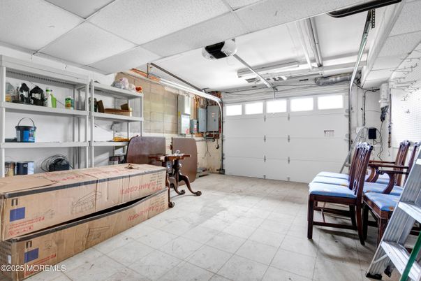 Garage, Interior