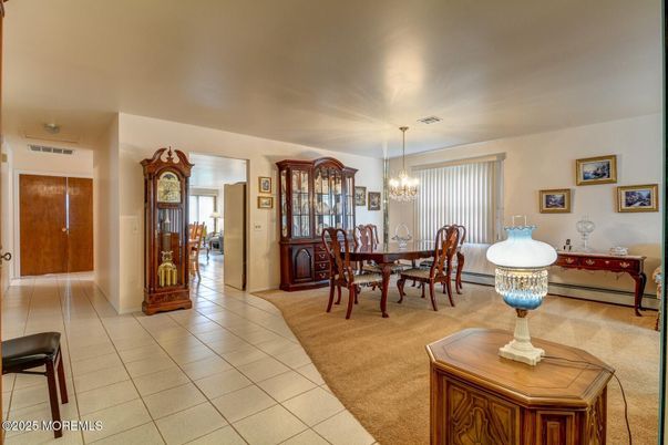 Chandelier, Dining room, Interior