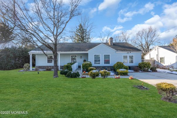 Backyard, Exterior, Facade, Ranch