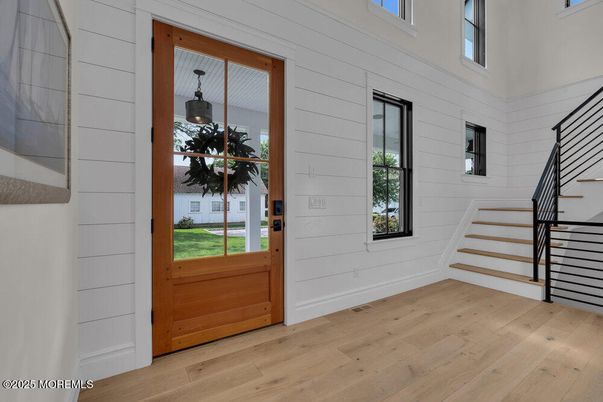 Interior, Pendant Lights, Wood Texture Flooring