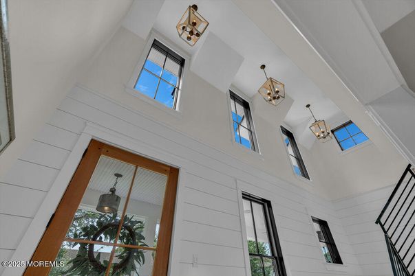 Exterior, Facade, None