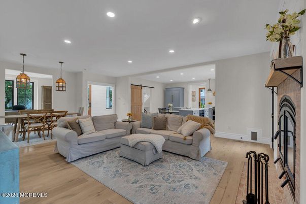 Dining room, Interior, Living room, Pendant Lights, Recessed Lighting, Wood Texture Flooring