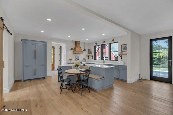 Dining room, Interior, Kitchen, Pendant Lights, Recessed Lighting, Wood Texture Flooring