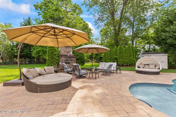 Exterior, Fireplace, Pool