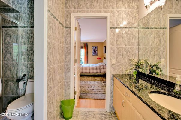 Bathroom, Bedroom, Interior