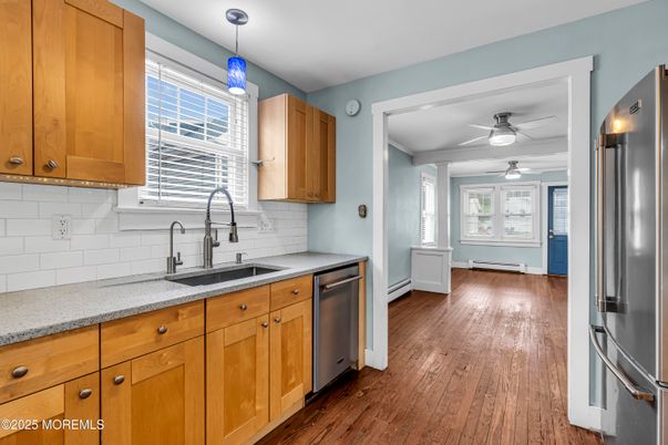 Interior, Kitchen, Pendant Lights, Wood Texture Flooring