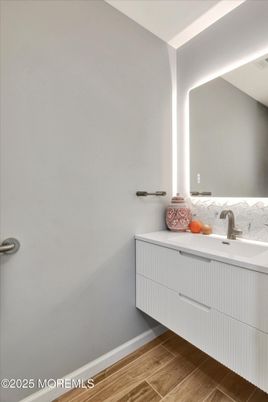 Bathroom, Interior, Wood Texture Flooring