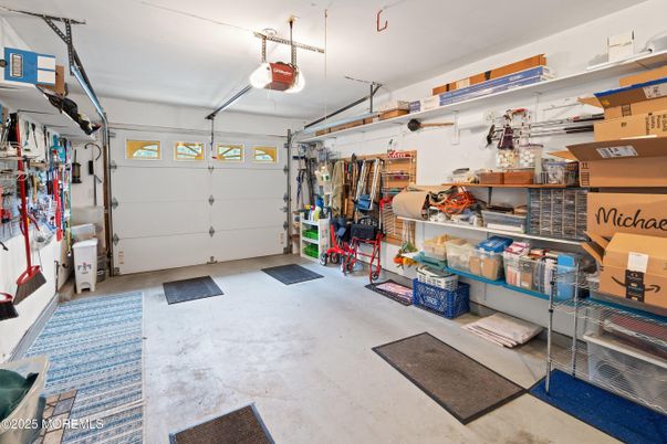 Garage, Interior