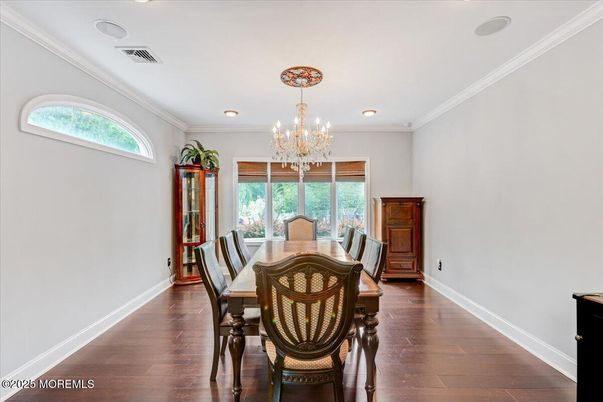 Chandelier, Dining room, Interior, Recessed Lighting, Wood Texture Flooring