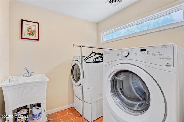 Interior, Utility Closets, Washer
