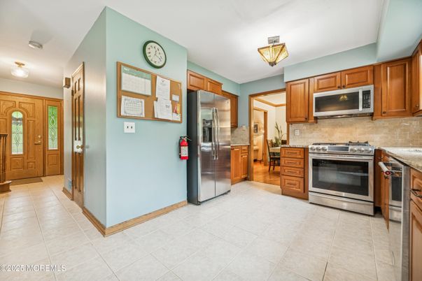 Interior, Kitchen, Stainless Steel Appliances