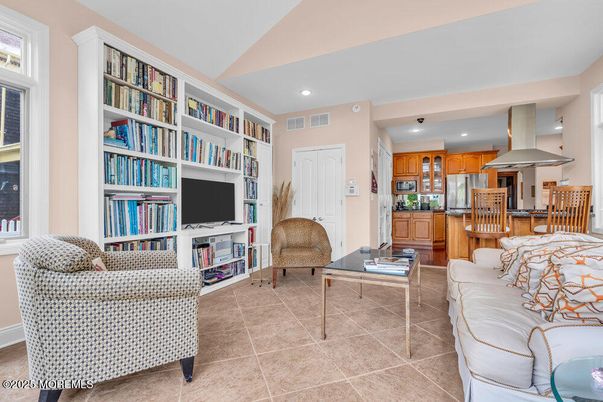Interior, Kitchen, Living room, Recessed Lighting, Stainless Steel Appliances