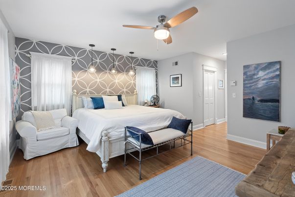 Bedroom, Interior, Pendant Lights, Wood Texture Flooring