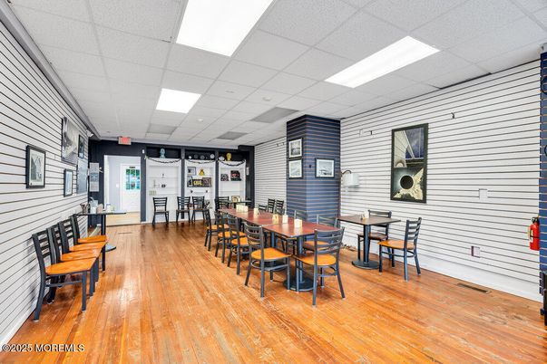 Dining room, Interior, Recessed Lighting, Wood Texture Flooring