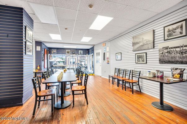 Dining room, Interior, Recessed Lighting, Wood Texture Flooring