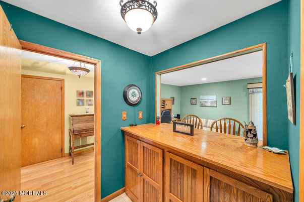 Chandelier, Interior, Recessed Lighting, Wood Texture Flooring