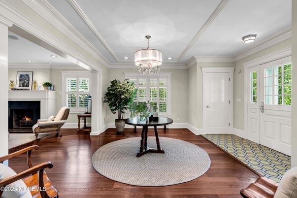 Chandelier, Fireplace, Interior, Recessed Lighting, Wood Texture Flooring
