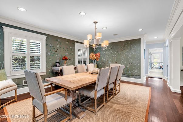 Chandelier, Dining room, Interior, Recessed Lighting, Wood Texture Flooring
