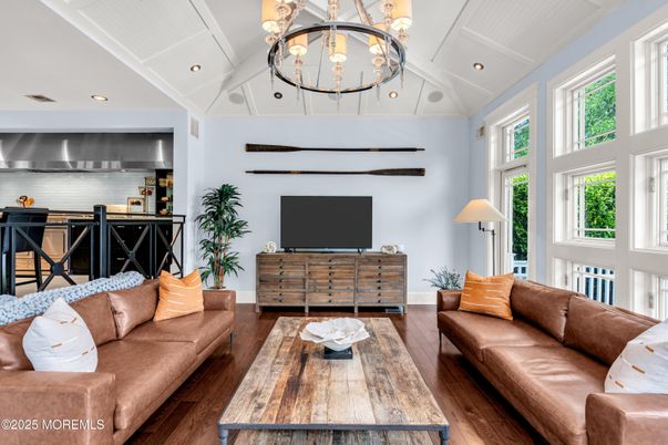 Chandelier, Interior, Kitchen, Living room, Recessed Lighting, Wood Texture Flooring