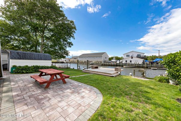 Backyard, Exterior, Water