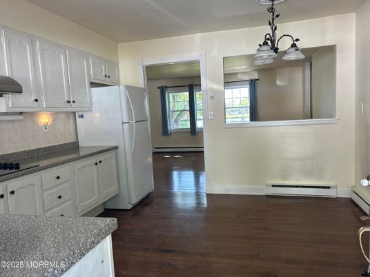Interior, Kitchen, Pendant Lights, Wood Texture Flooring