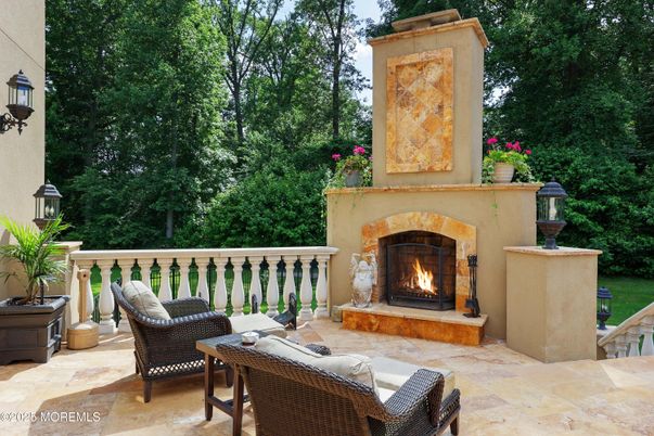 Exterior, Fireplace