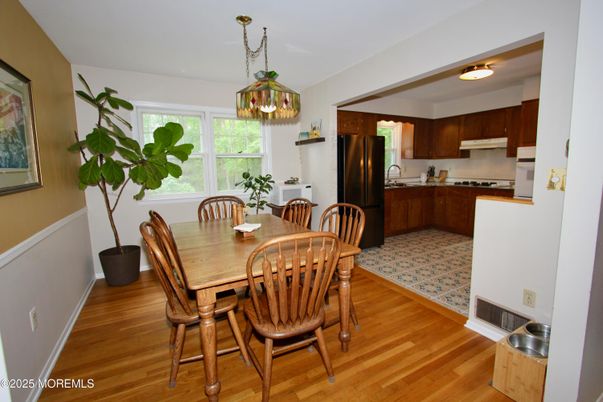 Dining room, Interior, Kitchen, Pendant Lights, Wood Texture Flooring