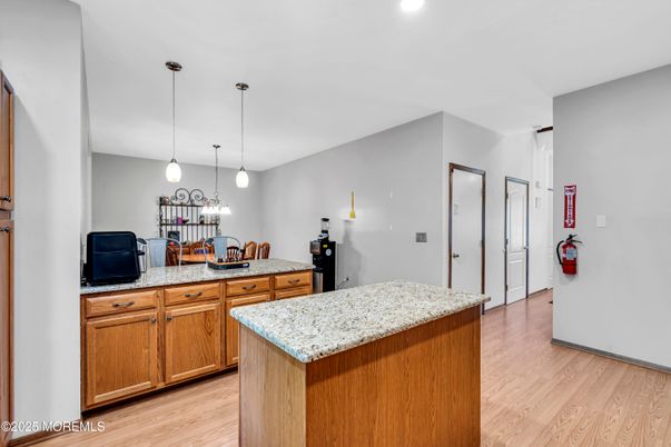 Interior, Pendant Lights, Recessed Lighting, Wood Texture Flooring